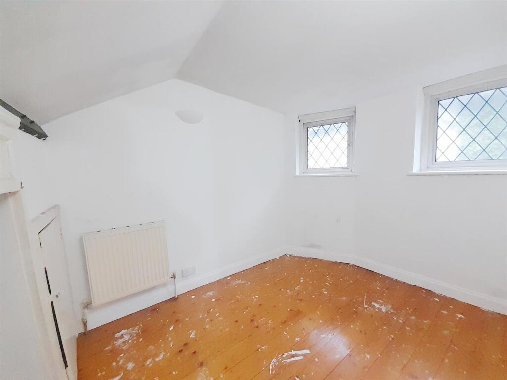 Oak House/Oak Cottage, Old Ruislip Road, Northolt - Image 33