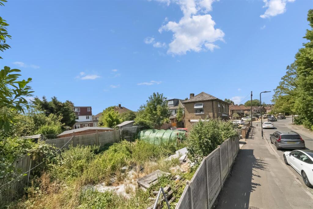Oak House/Oak Cottage, Old Ruislip Road, Northolt - Image 4