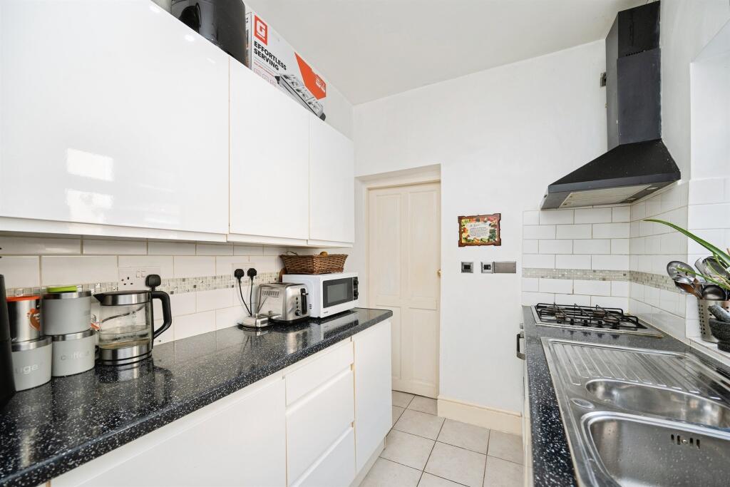 Tew Park Road, Birmingham - Image 5