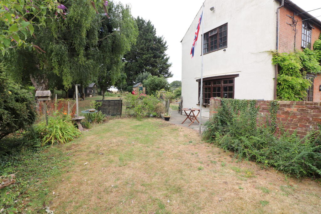 Bury Farm House, Sharpenhoe Road, Streatley, Bedfordshire, LU3 3PS - Image 13