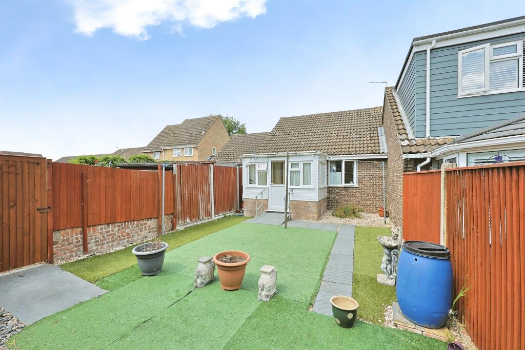 Nursery Close, Norwich - Image 2