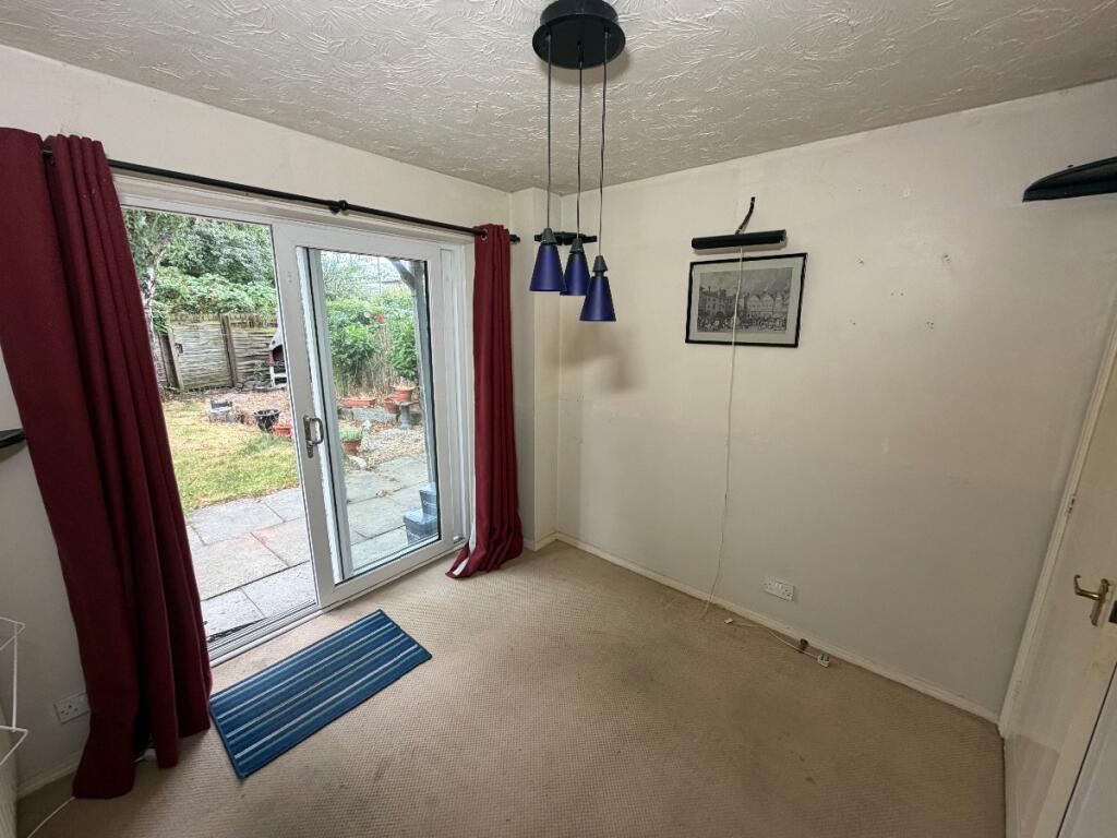 Cleeves Close, Warrington - Image 4