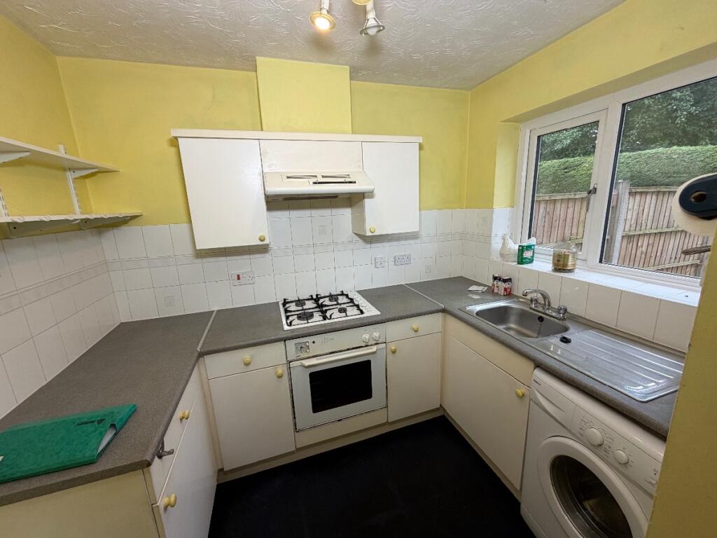 Cleeves Close, Warrington - Image 6