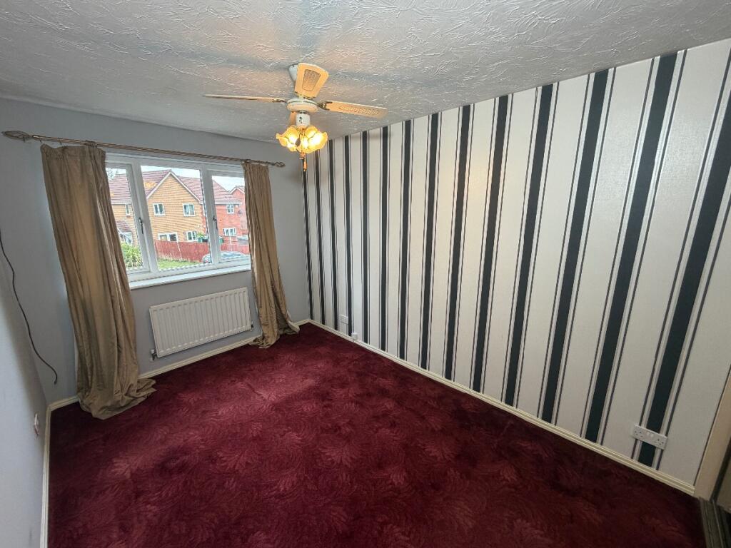 Cleeves Close, Warrington - Image 8