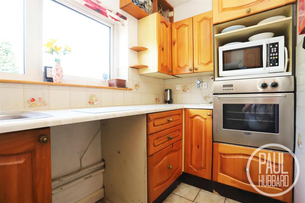 Willow Road, Pakefield, NR33 - Image 6