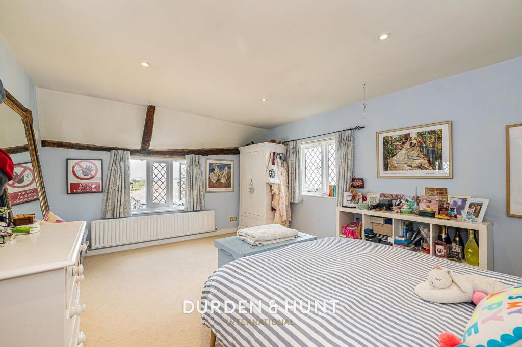 Hook Lane, Lambourne End, RM4 - Image 19