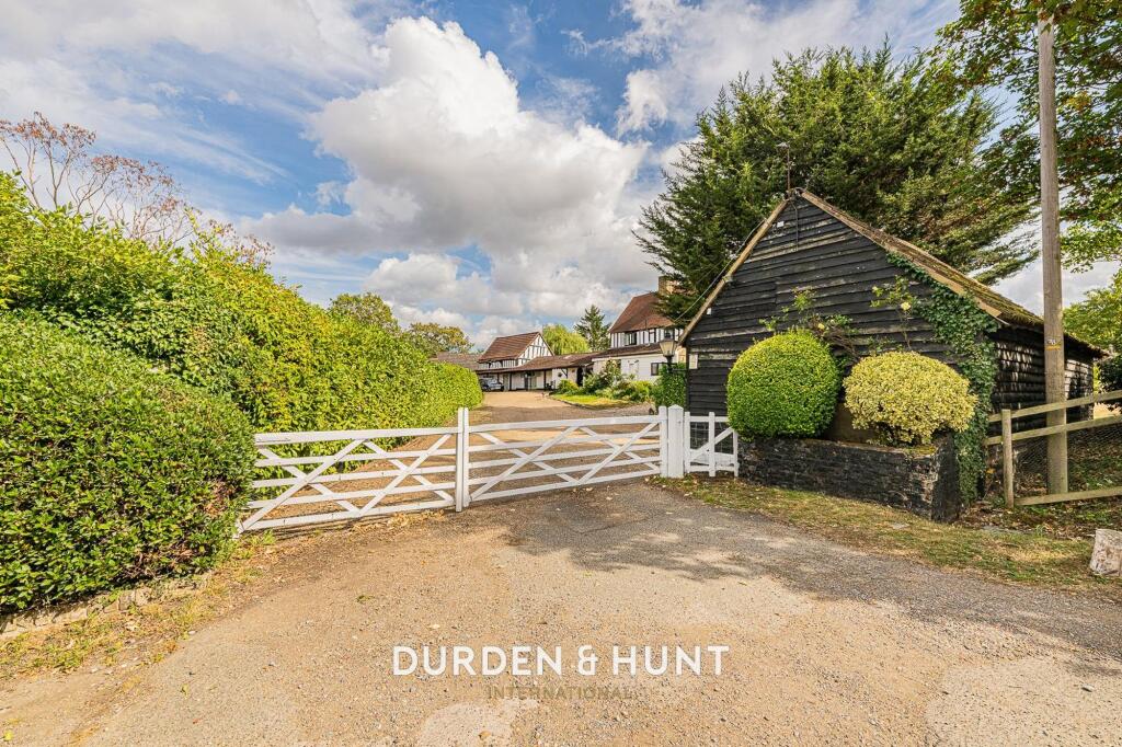 Hook Lane, Lambourne End, RM4 - Image 20