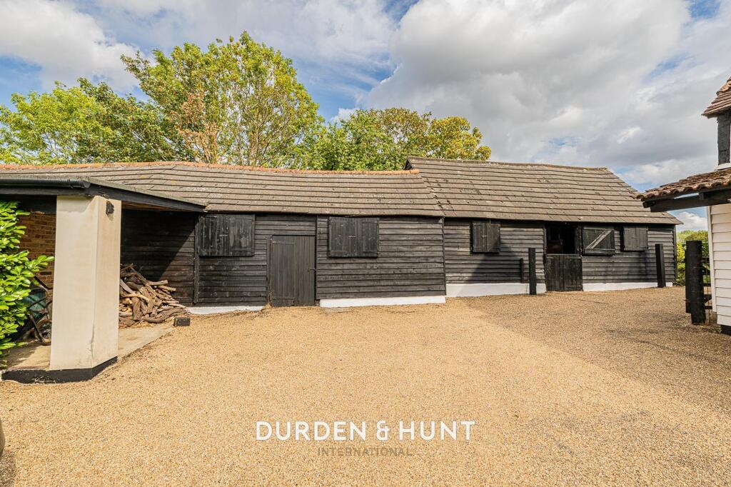 Hook Lane, Lambourne End, RM4 - Image 22