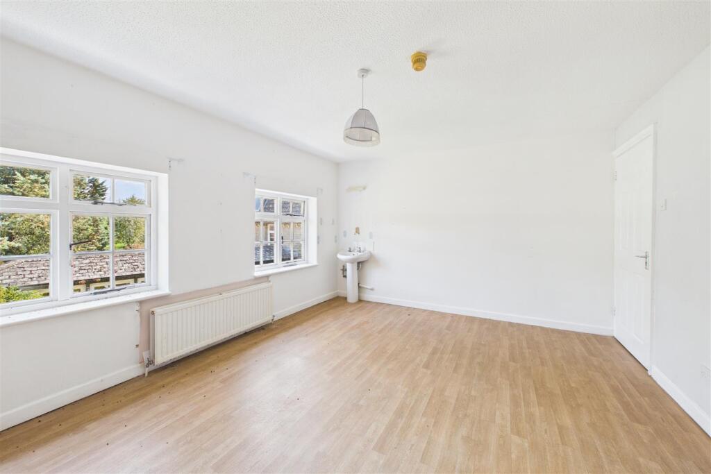 Development / Family Home | GL13 - Image 47