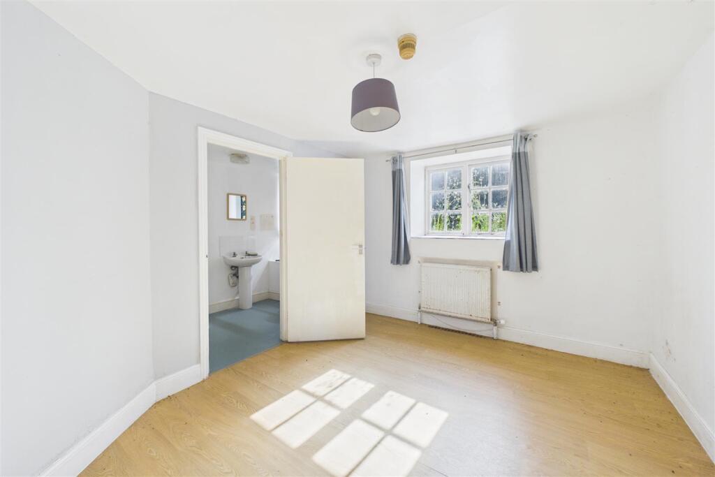 Development / Family Home | GL13 - Image 71