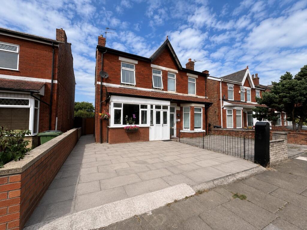 View property at Byrom Street, Southport, Merseyside, PR9