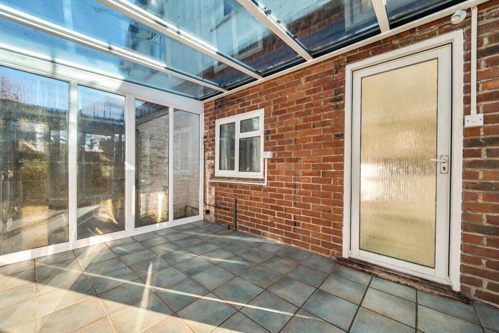 Whitmore Vale Road, Grayshott, Hindhead - Image 15
