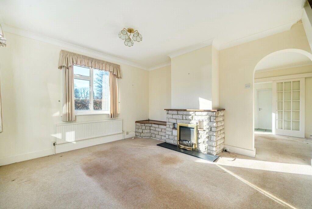Whitmore Vale Road, Grayshott, Hindhead - Image 2
