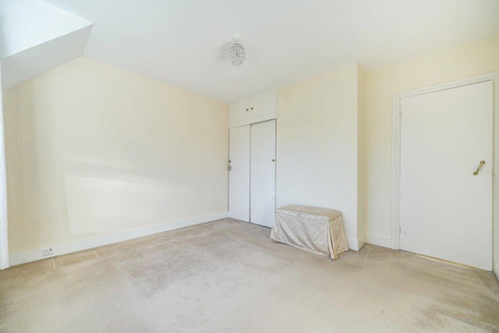 Whitmore Vale Road, Grayshott, Hindhead - Image 9