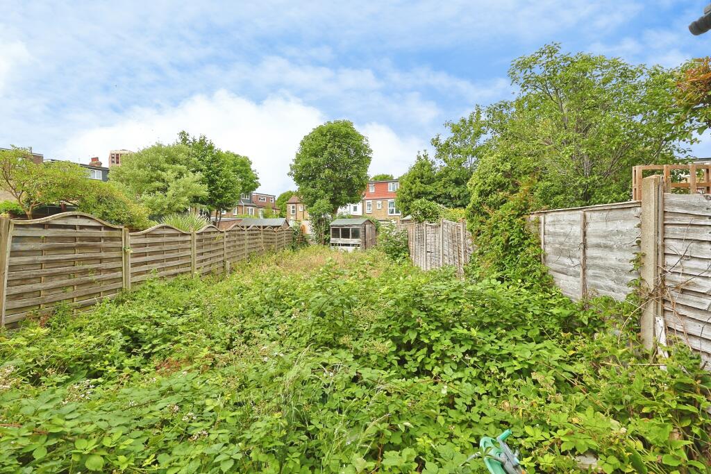 Summerlands Avenue, London, W3 - Image 4