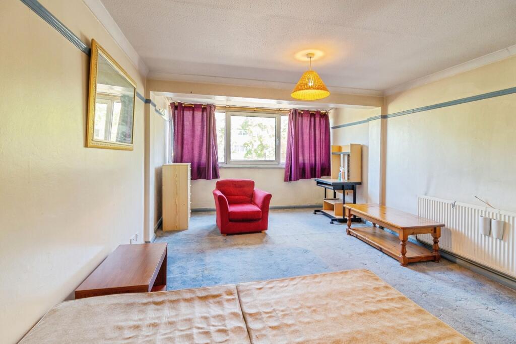 Stonecrop Place, Conniburrow, Milton Keynes, Buckinghamshire, MK14 - Image 9