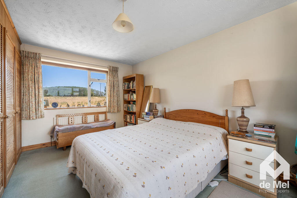 Teddington, Tewkesbury - Image 7