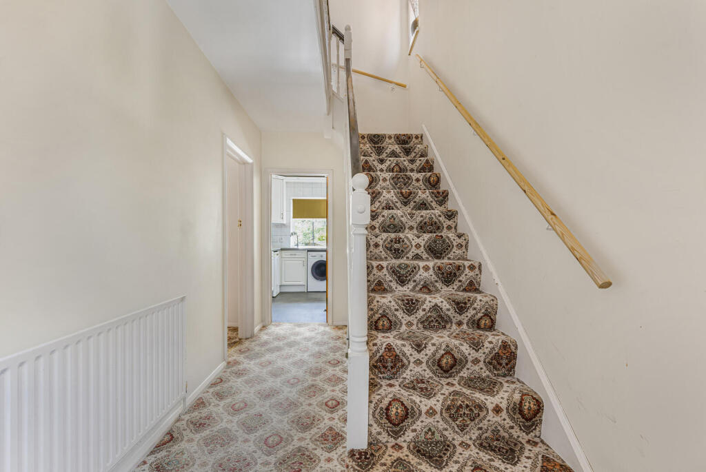 Glenhurst Avenue, Bexley - Image 10