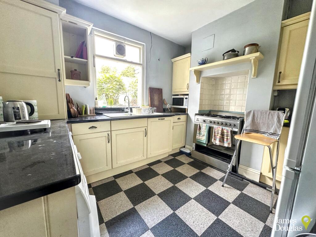 Hamilton Street, Pontcanna, - Image 11