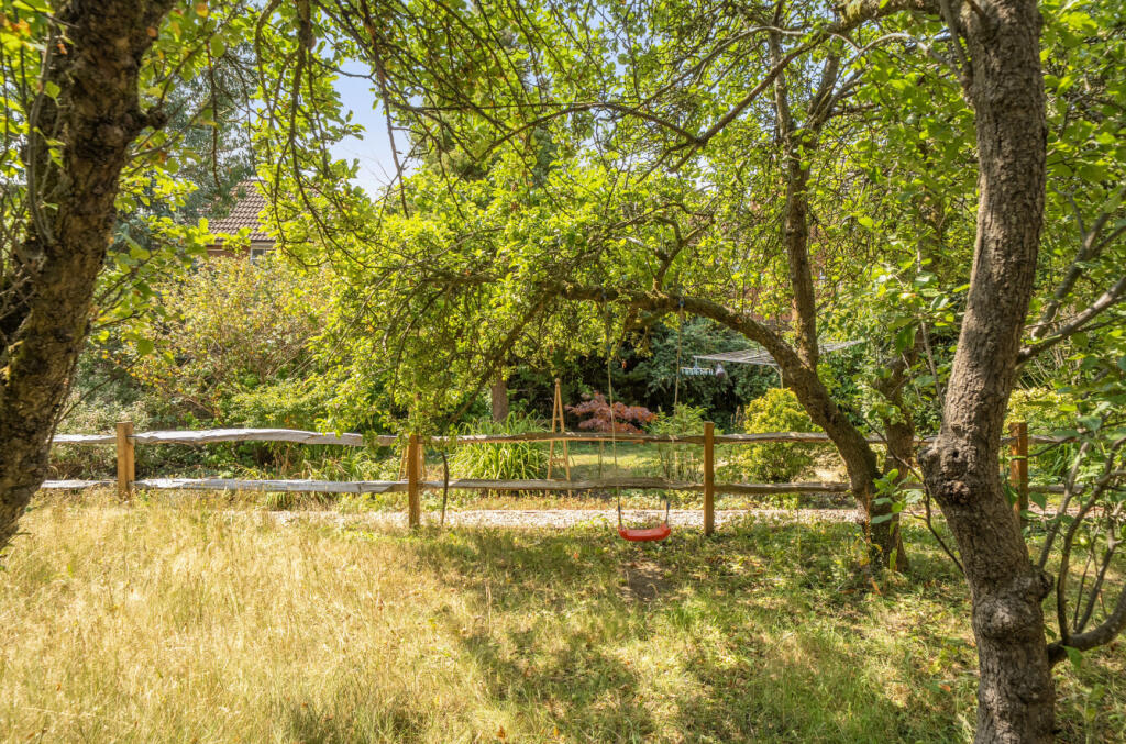 Bramshill Close, Arborfield, Reading - Image 9