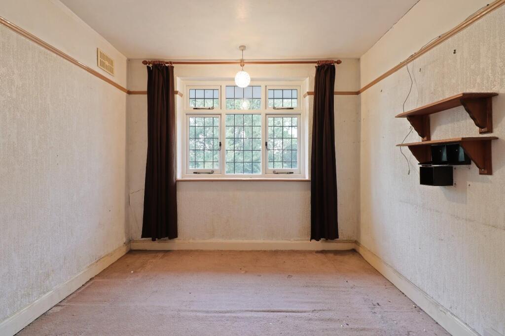 Clifton Crescent, Handsworth, Sheffield - Image 16