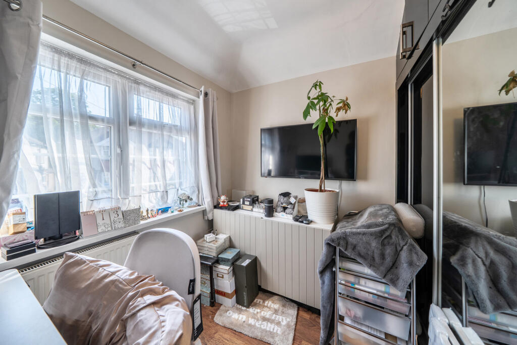 Nield Road, Hayes - Image 7