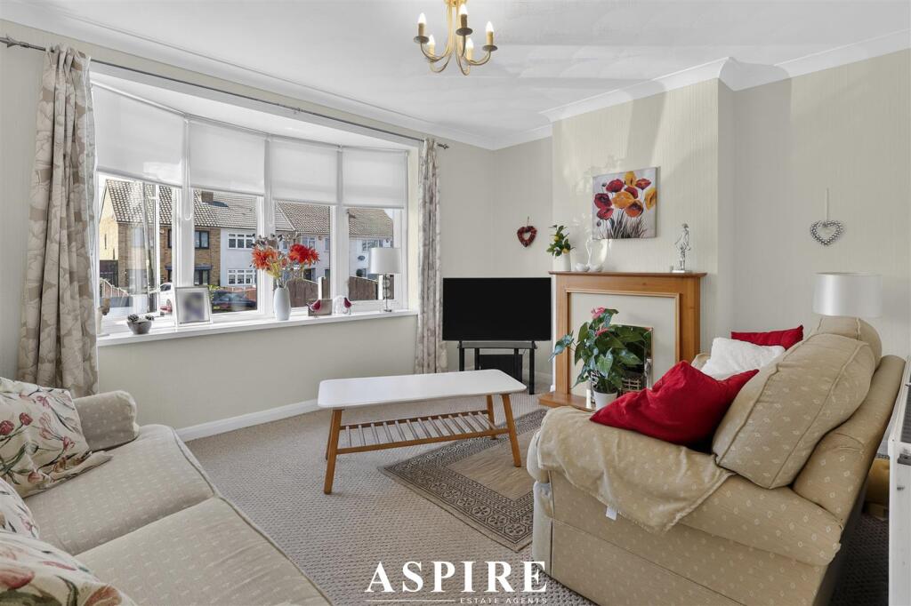 High Road, Laindon, Basildon - Image 2
