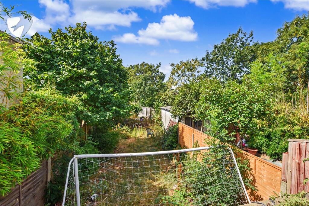 Garrard Close, Bexleyheath, DA7 - Image 3