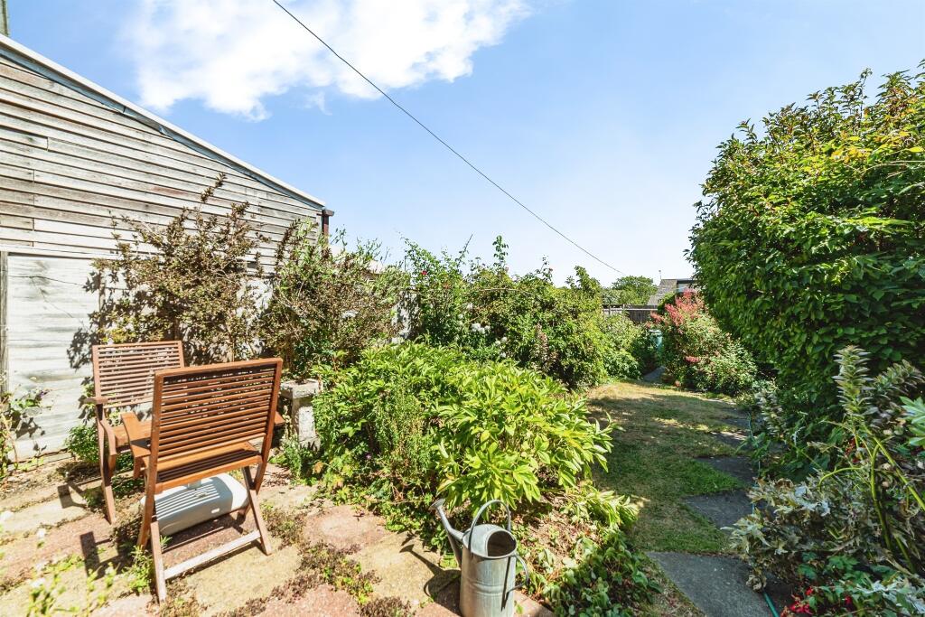 Britten Road, Basingstoke - Image 15