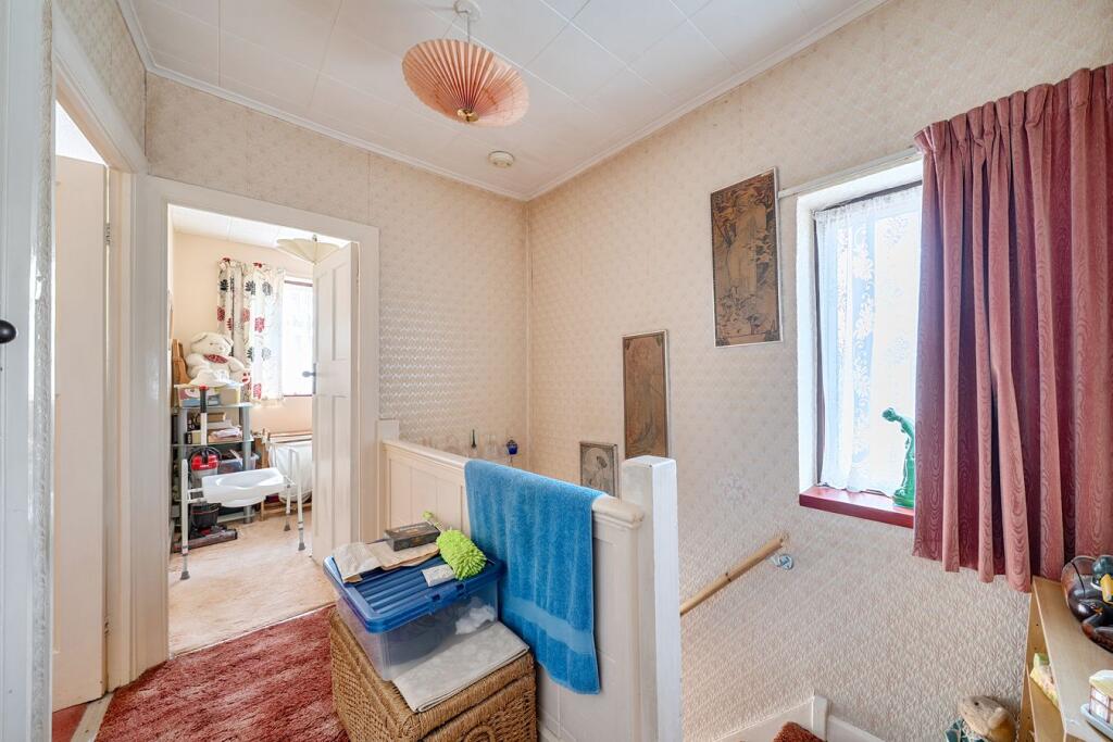 Ampthill Road, Shefford, SG17 - Image 14