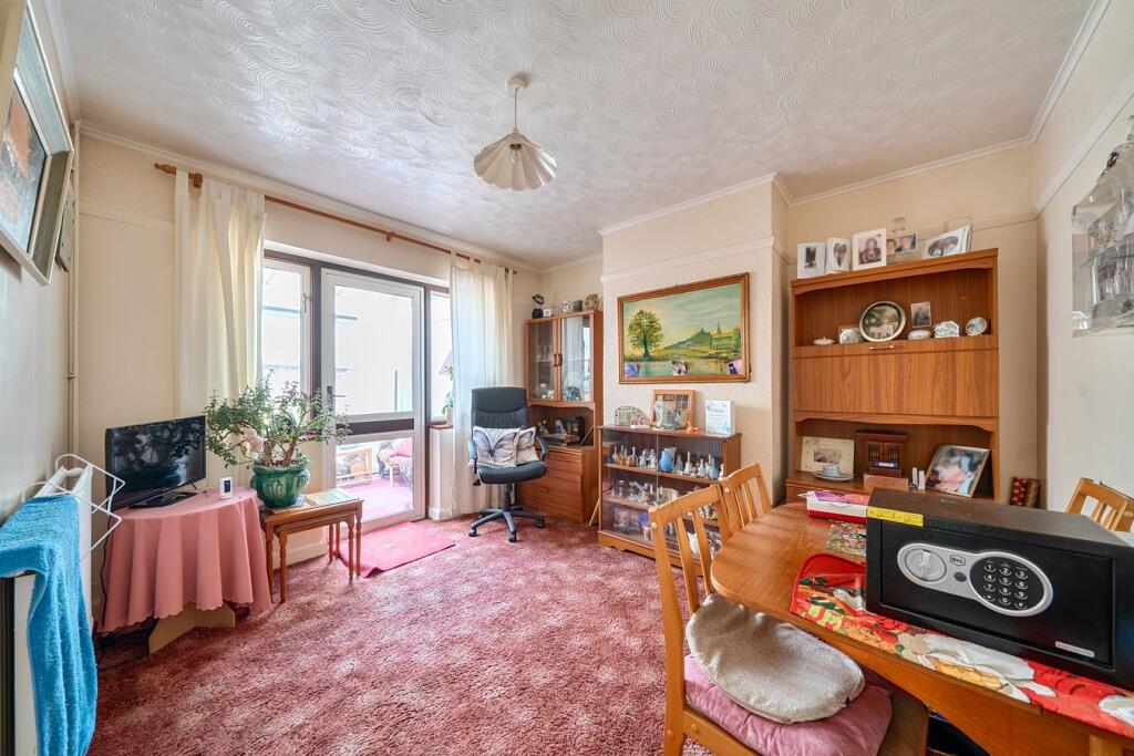 Ampthill Road, Shefford, SG17 - Image 3
