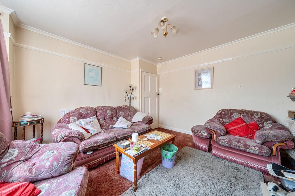 Ampthill Road, Shefford, SG17 - Image 5