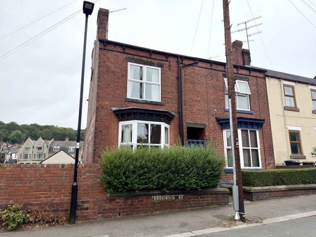 View property at Bromwich Road, Sheffield, South Yorkshire, S8