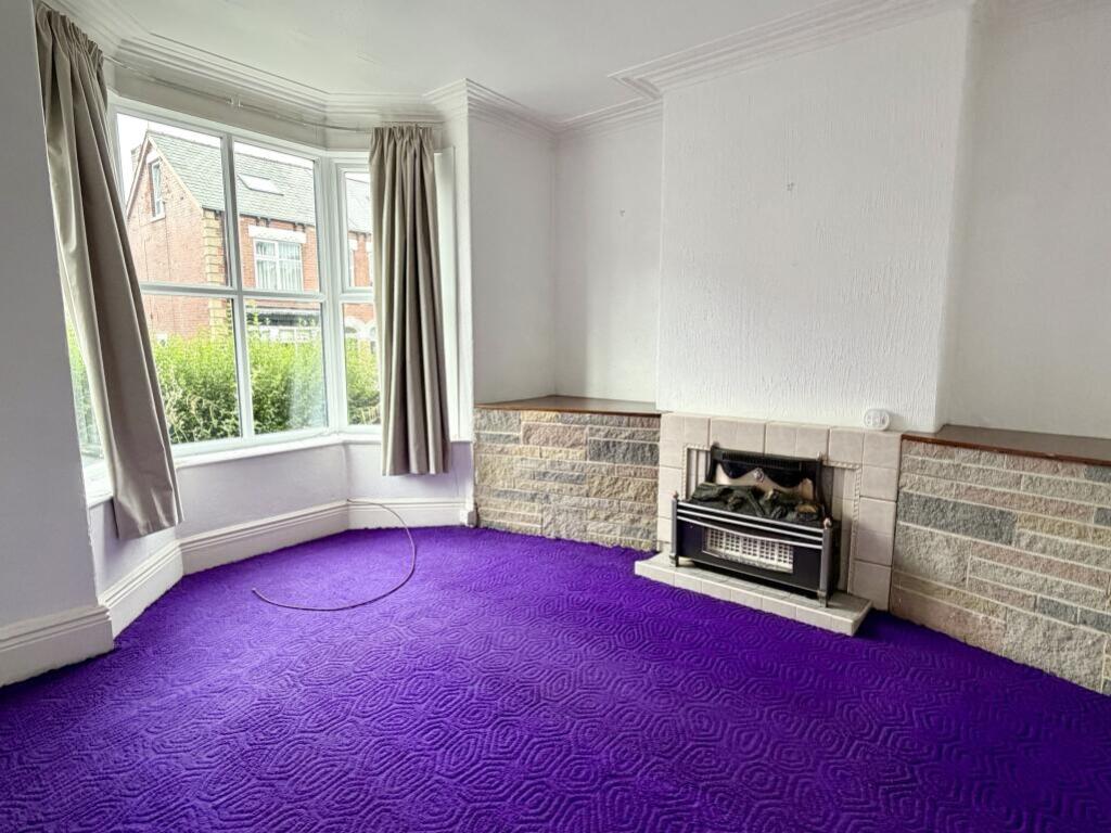 Bromwich Road, Sheffield, South Yorkshire, S8 - Image 2