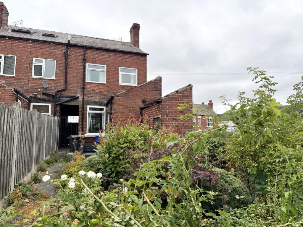 Bromwich Road, Sheffield, South Yorkshire, S8 - Image 9