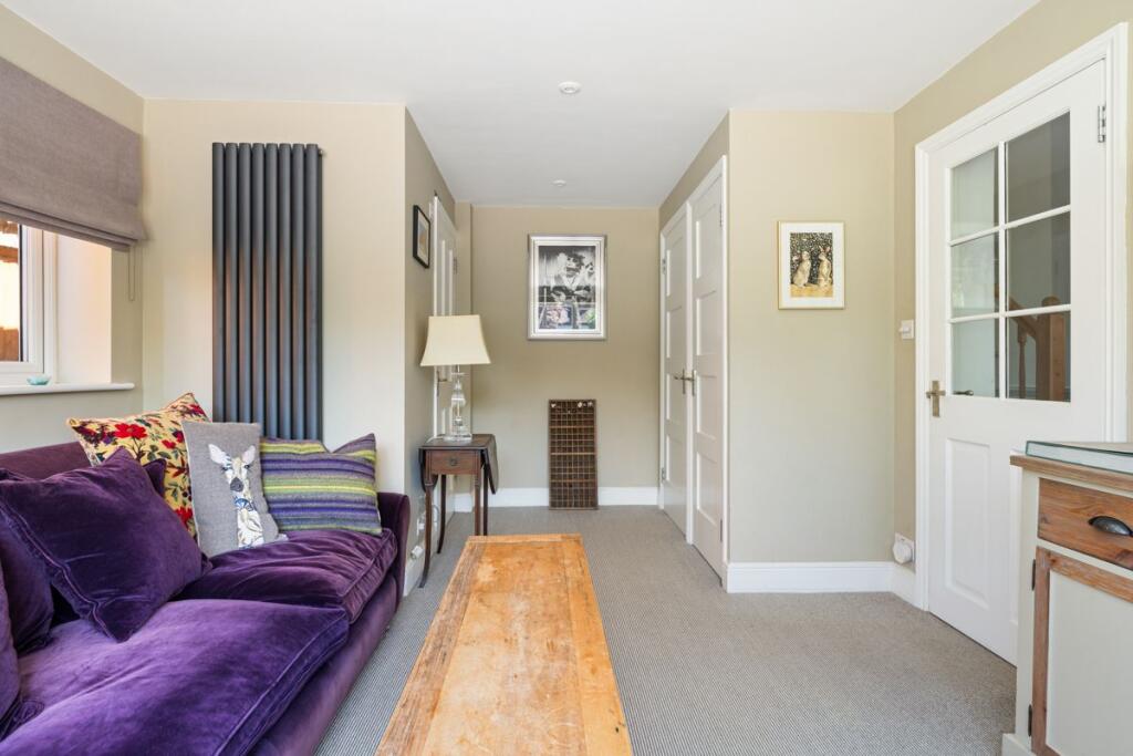 Cranmore Gardens, Aldershot - Image 7