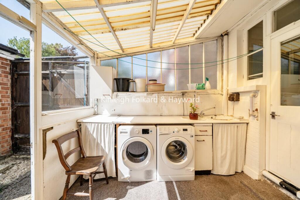 Bounds Green Road, Bounds Green, London, N22 - Image 11