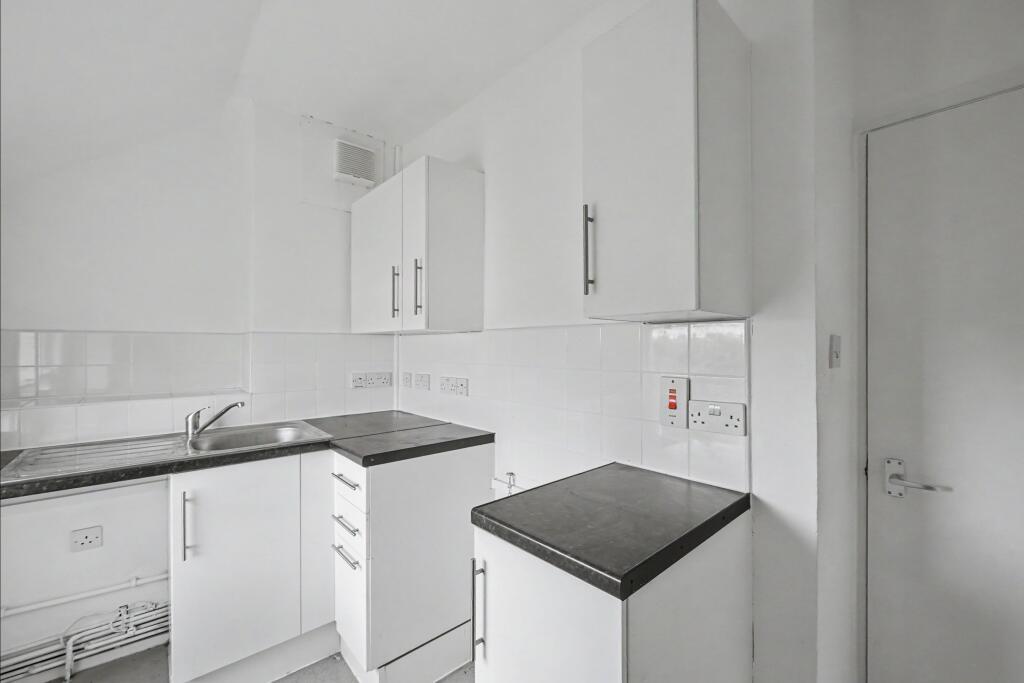 8C Gascony Avenue, Kilburn, London NW6 4NA - Image 7