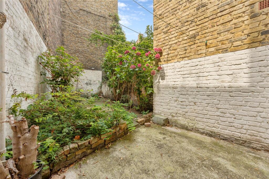 St. Peter's Street, London, N1 - Image 14
