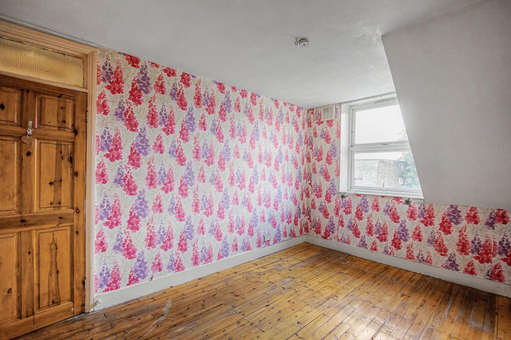 Flat C, 6 Great North Road, Highgate, London N6 4LX - Image 7