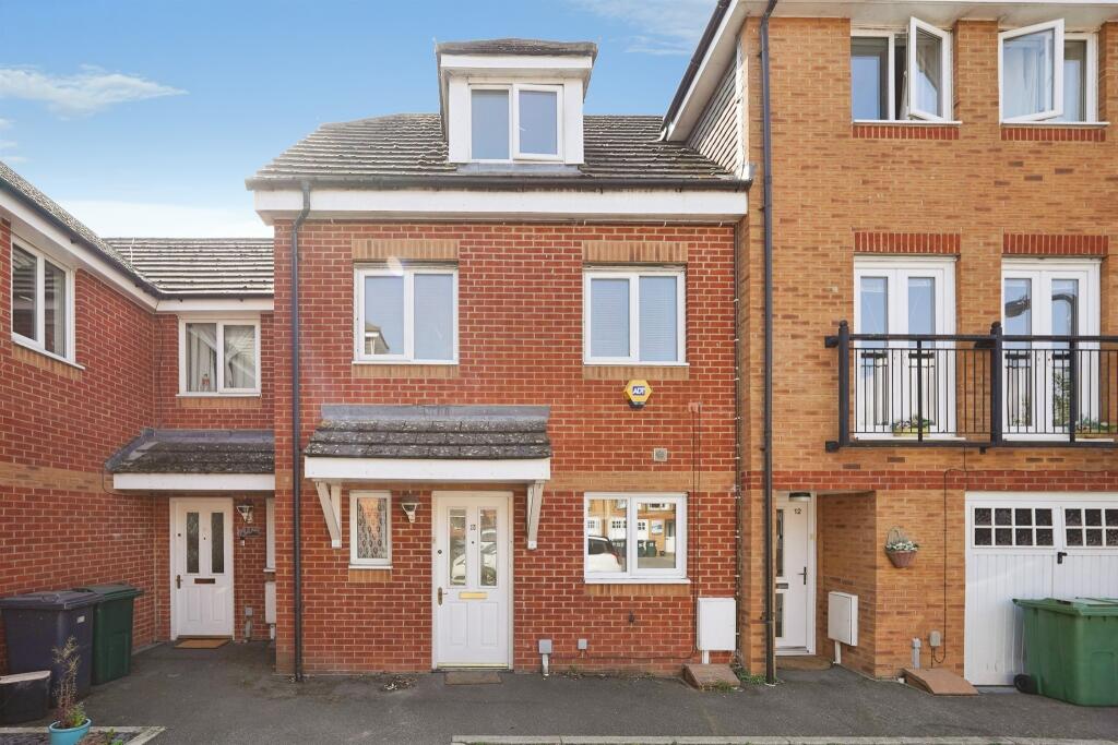 Richmond Meech Drive, Kennington, Ashford - Image 1