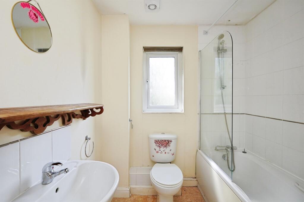 Richmond Meech Drive, Kennington, Ashford - Image 12