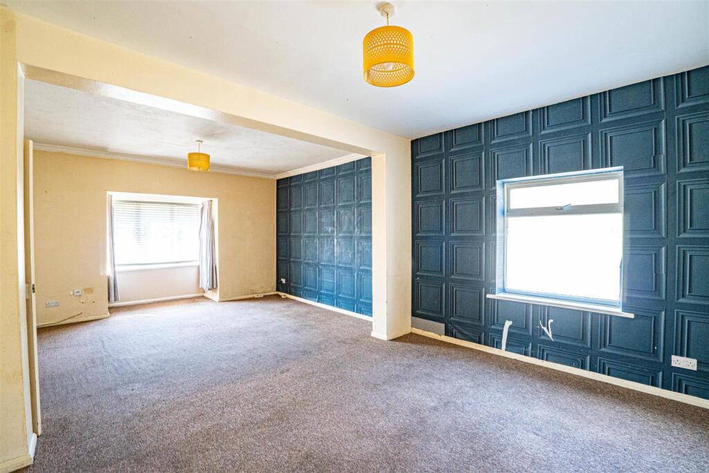 West View, Hastings - Image 2