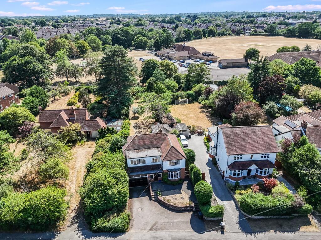 Baddow Road, Chelmsford, Essex, CM2 - Image 2