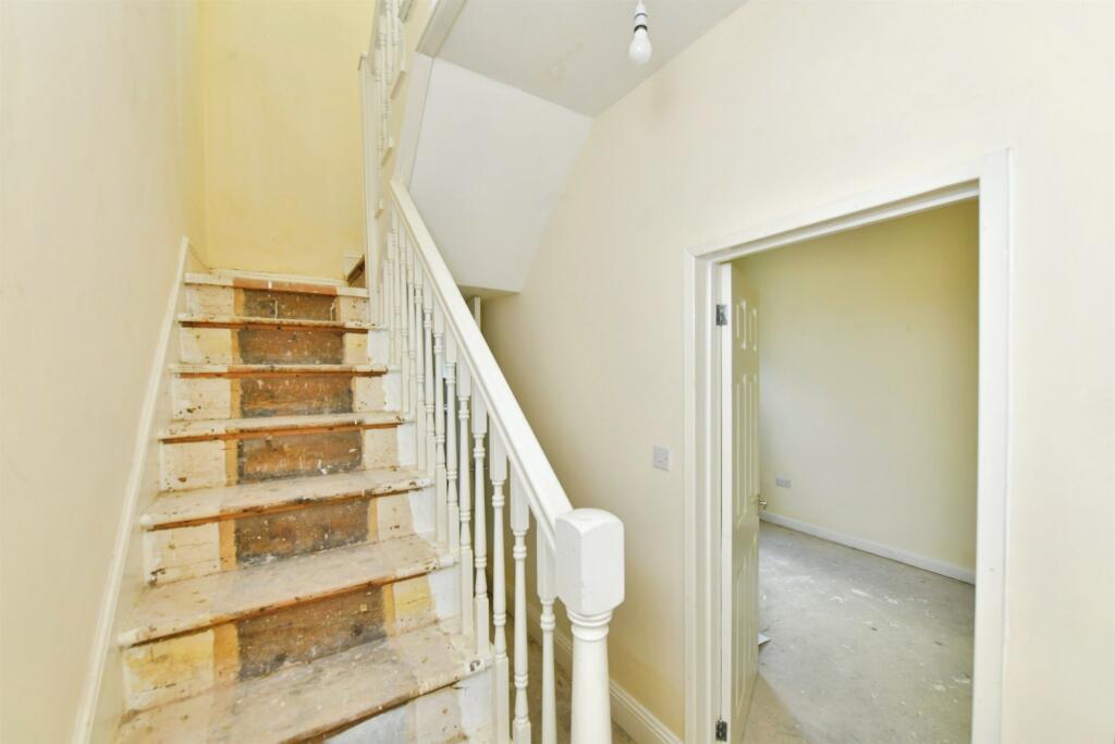 Seaton Place, Plymouth - Image 2
