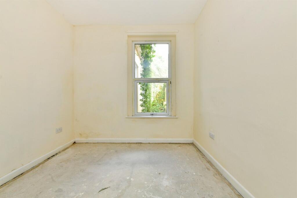 Seaton Place, Plymouth - Image 20