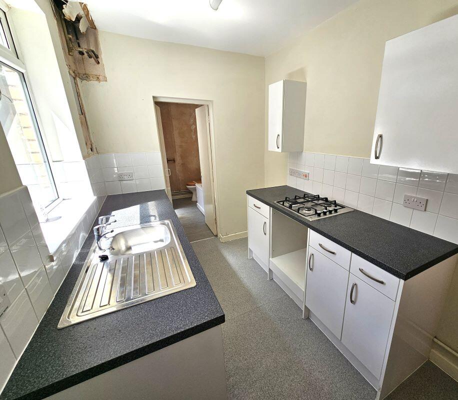 15 Jakeman Road, Balsall Heath, Birmingham, West Midlands, B12 9NT - Image 2