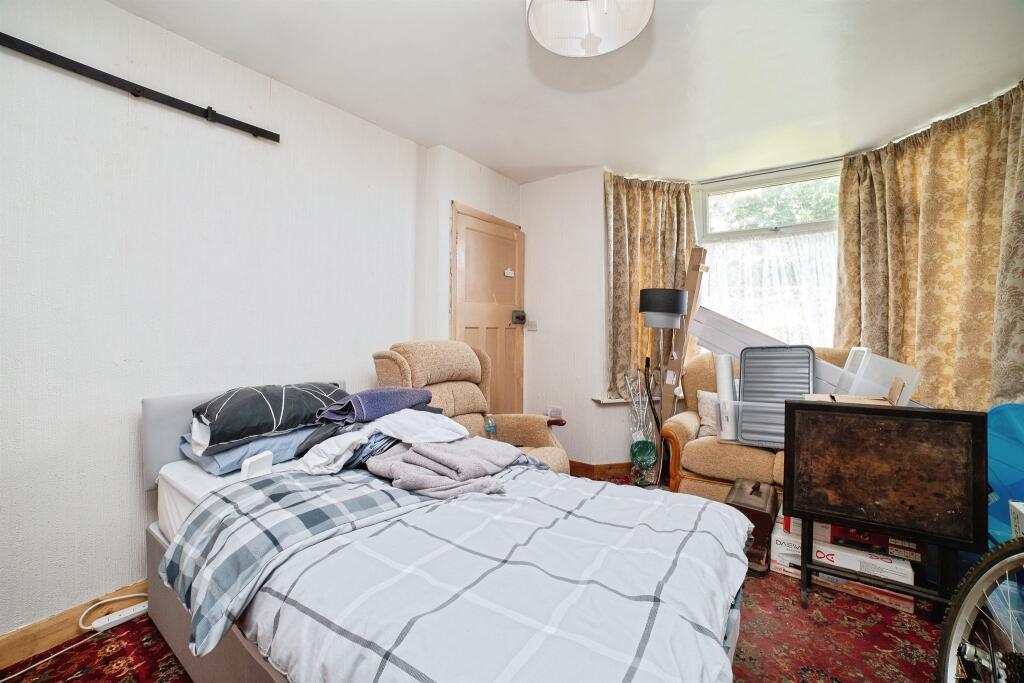 Roberts Drive, Alfreton - Image 5