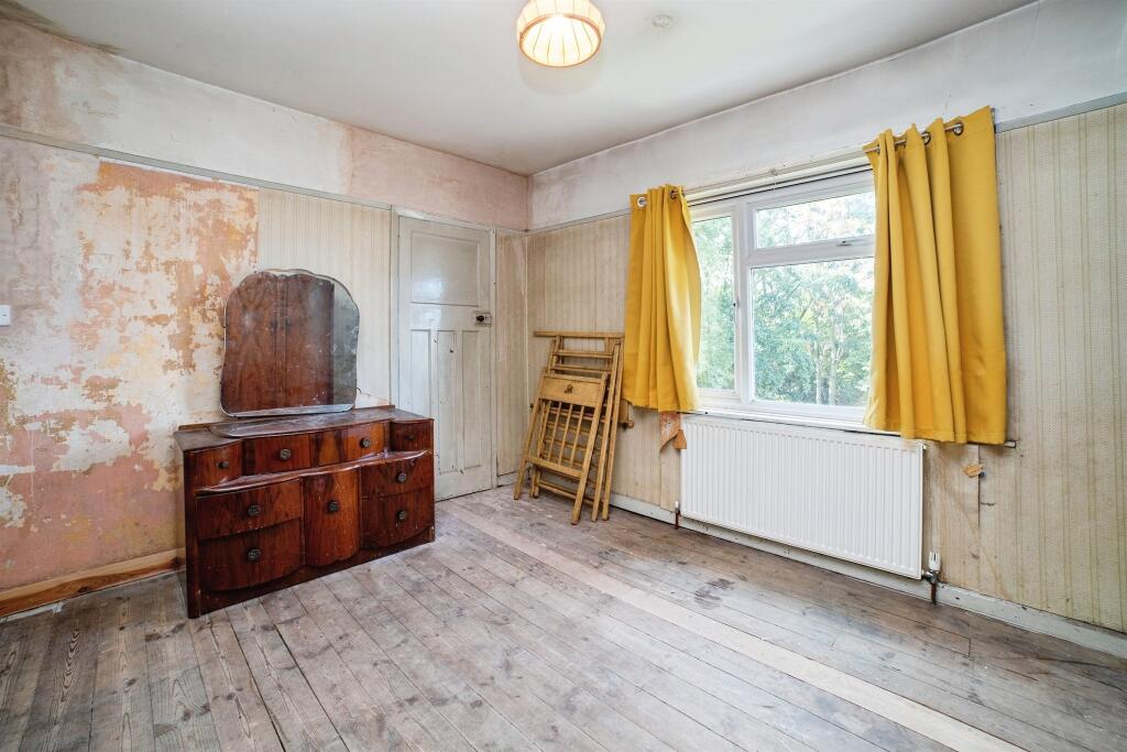 Roberts Drive, Alfreton - Image 8