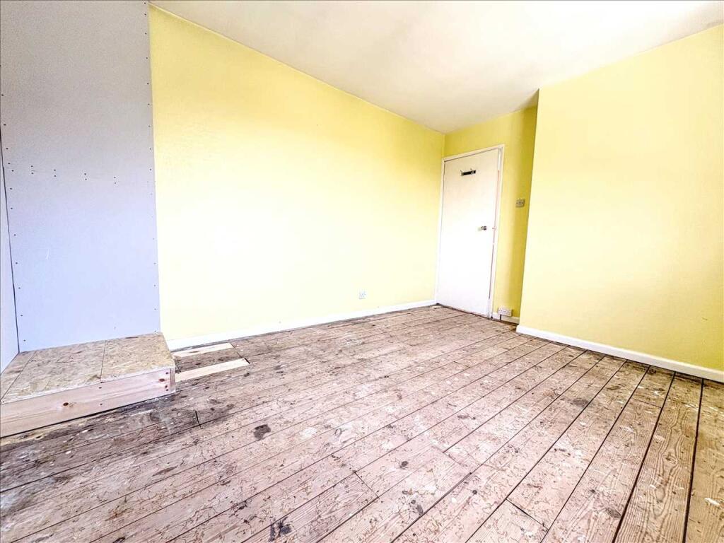 Beacon Drive, Kirkby In Ashfield - Image 13